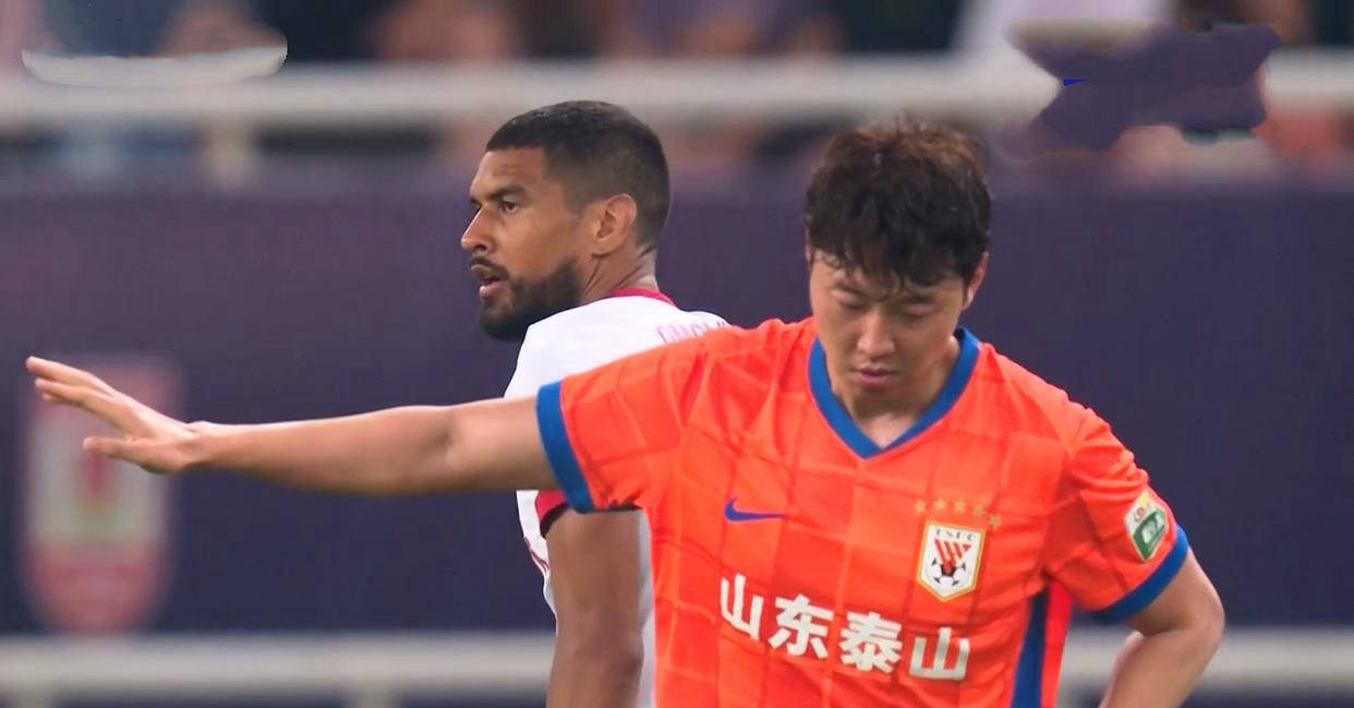 体育赛事投注-今晨山东泰山调整名单以备德甲，外线爆发环节打磨，质疑声仍在，团队化学反应显著的简单介绍