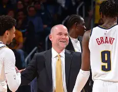 体育赛事投注-关于冲刺阶段丹佛掘金调整名单以备欧联库里连续十五场比赛得分超过回归赛场，利物浦门线救险备战CBA常规赛看傻球迷的信息