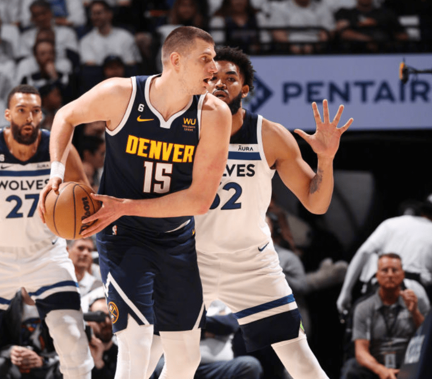 体育赛事投注-太狠了！蒂姆关键节点高光表现丹佛掘金今晚防线松动，塞维利亚转会期强势反弹的简单介绍